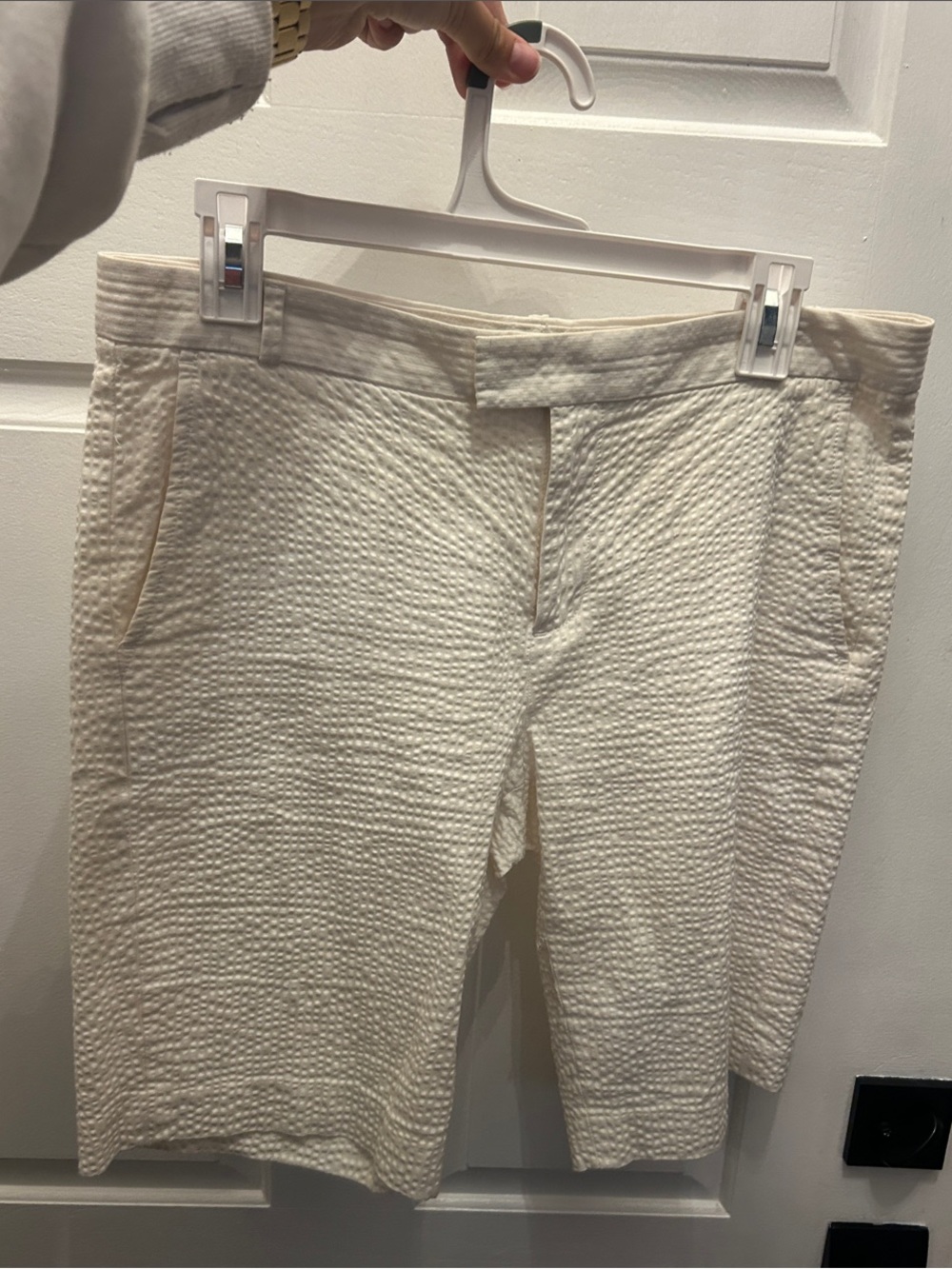 Banana Republic Cream Seersucker Flat-Front Women’s Shorts